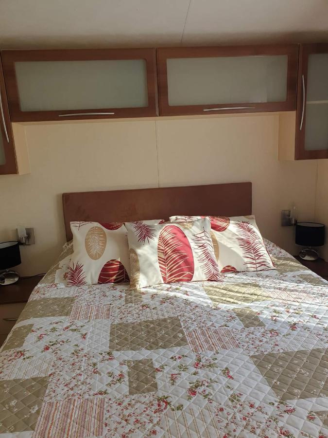 La Chanterie Agreable Mobil-Home Residentiel Normand Сен-Пер-сюр-Мер Экстерьер фото